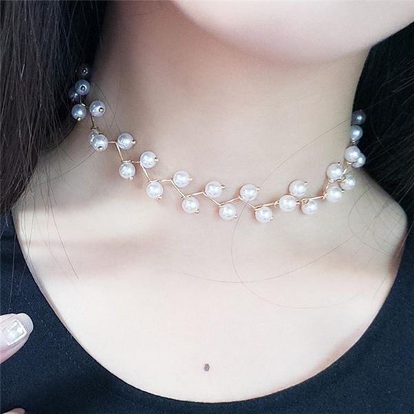 temperament women white/black imitation pearl beaded choker necklace golden clavicle chain chokers, Golden;silver
temperament women white/black imitation pearl beaded choker necklace golden clavicle chain chokers, Golden;silver