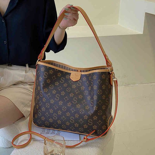 luxury brand printing emmer tas digner women shoulder bag leather handbag large crossbody bags for women satchel
luxury brand printing emmer tas digner women shoulder bag leather handbag large crossbody bags for women satchel