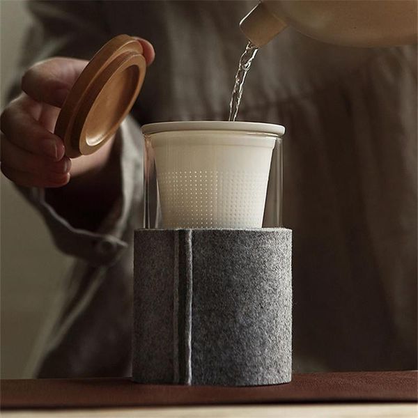 wine glasses creative high borosilicate glass tea infuser cups teacup household water separation cup with ceramic filter felt pad wooden lid 
wine glasses creative high borosilicate glass tea infuser cups teacup household water separation cup with ceramic filter felt pad wooden lid