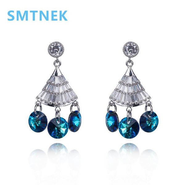 silver needle austrian semi-precious stone crystal earrings female fan-shaped two-color pendant jewelry :) dangle & chandelier
silver needle austrian semi-precious stone crystal earrings female fan-shaped two-color pendant jewelry :) dangle & chandelier