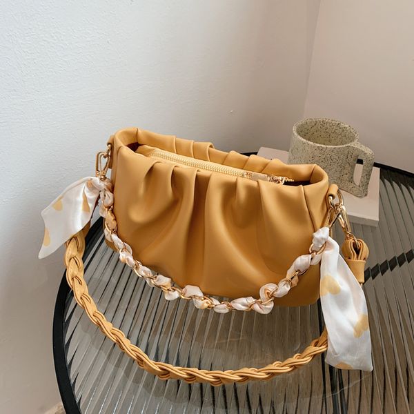 women's new soft leather texture single shoulder korean fashion chain silk scarf hand leisure cloud tid0e bag
women's new soft leather texture single shoulder korean fashion chain silk scarf hand leisure cloud tid0e bag