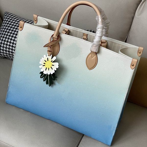 designers fashion bag clover pattern gradient color large capacity
designers fashion bag clover pattern gradient color large capacity