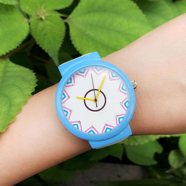 wristwatches 2021 lady gift enmex creative style girl wristwatch blue geometry cool design ladygirl colorful clock casual quartz watch, Slivery;brown
wristwatches 2021 lady gift enmex creative style girl wristwatch blue geometry cool design ladygirl colorful clock casual quartz watch, Slivery;brown