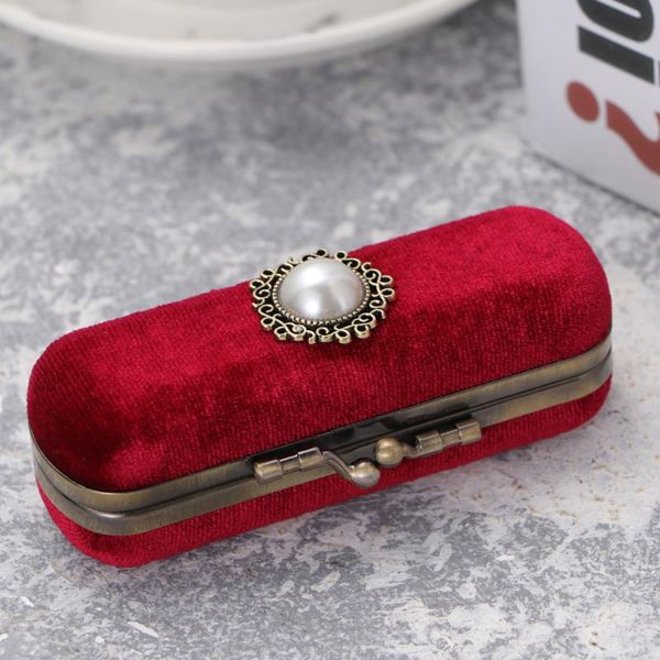 retro lipstick box lip organizer bag durable cosmetic storage case with mirror (red, random inner color) boxes & bins
retro lipstick box lip organizer bag durable cosmetic storage case with mirror (red, random inner color) boxes & bins