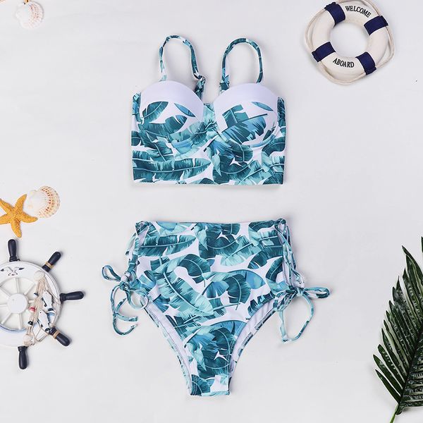 2019 new chest gathered strap conservative bikini high waist lace up belly covered split swimsuit female, White;black
2019 new chest gathered strap conservative bikini high waist lace up belly covered split swimsuit female, White;black