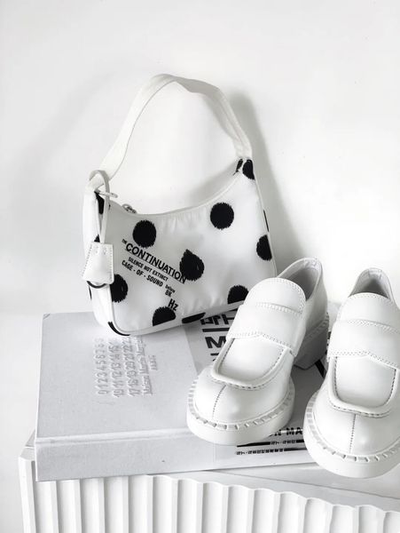 re-nylon underarm hobo handbags lady shoulder bags handbag fashion baguette nylon girl dot woman bag designers
re-nylon underarm hobo handbags lady shoulder bags handbag fashion baguette nylon girl dot woman bag designers