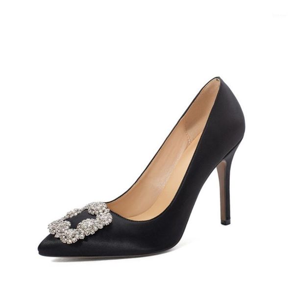 dress shoes yaojing fashionable high heels glittering ornaments on the toe simple style1, Black
dress shoes yaojing fashionable high heels glittering ornaments on the toe simple style1, Black