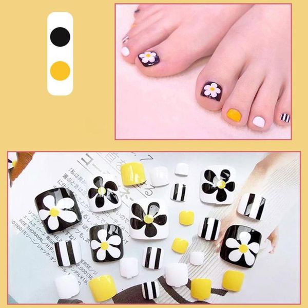 24pcs wearable fake toenails full cover short square toe nails with glitter strip design foot art false gel toes tips, Red;gold
24pcs wearable fake toenails full cover short square toe nails with glitter strip design foot art false gel toes tips, Red;gold