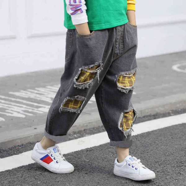 children jeans fashion hole plaid stitching boys denim pants big pocket ribbon harem pants big boy pants autumn kids trousers g1220, Blue
children jeans fashion hole plaid stitching boys denim pants big pocket ribbon harem pants big boy pants autumn kids trousers g1220, Blue