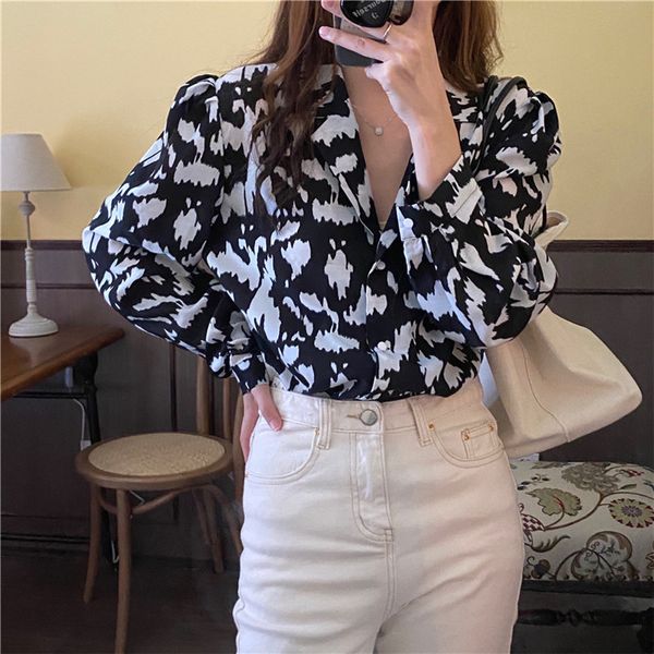 dress design notched retro florals shirts long sleeves loose comfortable autumn all match women blouses, White
dress design notched retro florals shirts long sleeves loose comfortable autumn all match women blouses, White