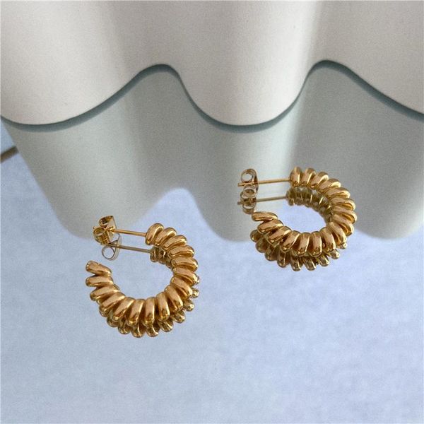 hoop & huggie joolim high end pvd plated waterproof earring classic stainless steel wholesale, Golden;silver
hoop & huggie joolim high end pvd plated waterproof earring classic stainless steel wholesale, Golden;silver