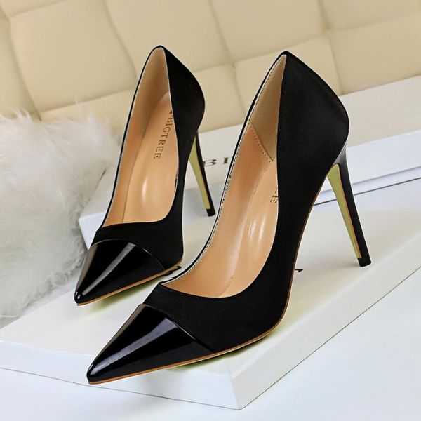 dress shoes 2021 european and american fashion simple high-heeled shallow mouth satin stitching pointed slim high heels, Black
dress shoes 2021 european and american fashion simple high-heeled shallow mouth satin stitching pointed slim high heels, Black