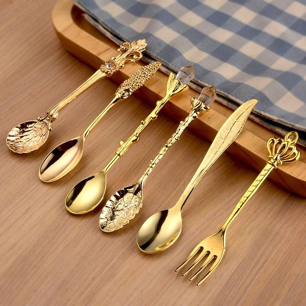 spoons 6pcs/set mixing spoon fork tableware style metal vintage kitchen utensils cocina cooking tools home restaurant accessories
spoons 6pcs/set mixing spoon fork tableware style metal vintage kitchen utensils cocina cooking tools home restaurant accessories