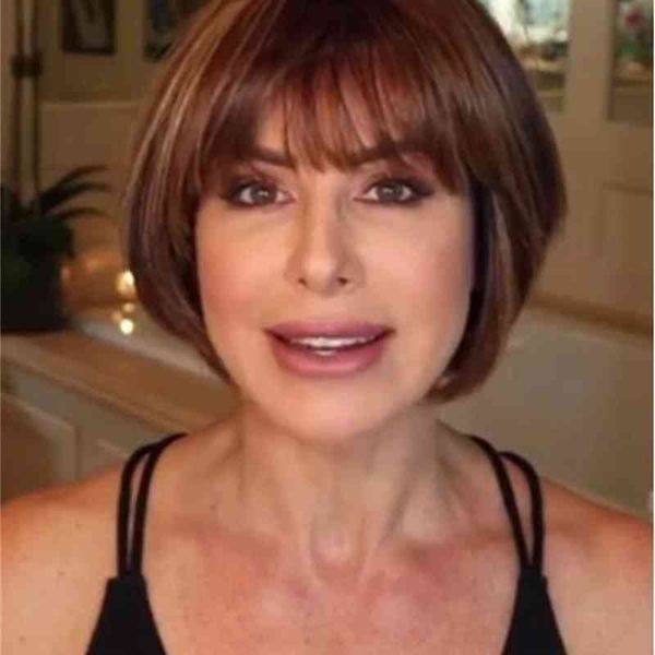 wig fashion women's short straight hair mixed color high temperature silk headgear, Black;brown
wig fashion women's short straight hair mixed color high temperature silk headgear, Black;brown