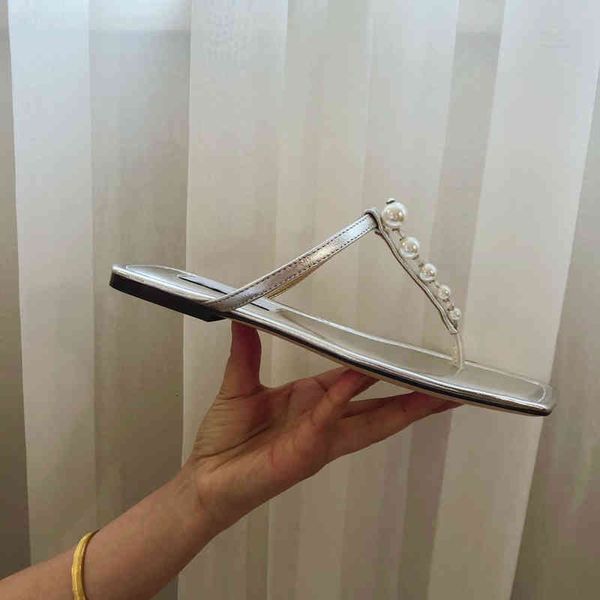 luxury designer alaina flat glossy pearl leather womans sandals square toe elegant t-shaped simple slippers, Black
luxury designer alaina flat glossy pearl leather womans sandals square toe elegant t-shaped simple slippers, Black