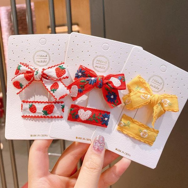 2pcs/set baby hair clips flower printed kids hairpin lattice girl bows children barrettes clip accessories, Slivery;white
2pcs/set baby hair clips flower printed kids hairpin lattice girl bows children barrettes clip accessories, Slivery;white