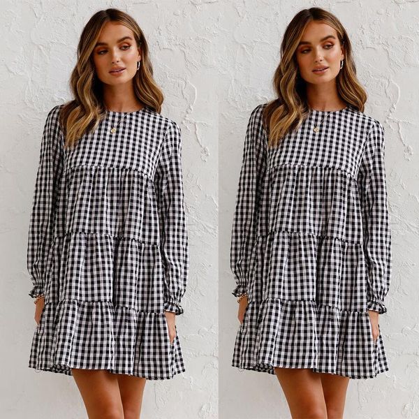 casual dresses ruffle stitching pullover for women 2021 autumn long-sleeved round neck large swing plaid loose dress robe femme, Black;gray
casual dresses ruffle stitching pullover for women 2021 autumn long-sleeved round neck large swing plaid loose dress robe femme, Black;gray