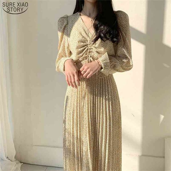 spring v-neck casual loose puff long dresses vintage dress women floral print pleated slim elegant vestidos 210421, Black;gray
spring v-neck casual loose puff long dresses vintage dress women floral print pleated slim elegant vestidos 210421, Black;gray