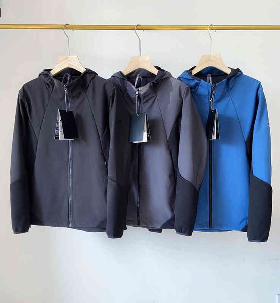 arc 2021 autumn winter new bird family big embroidery color matching outdoor fleece soft shell submachine jacket men's, Black;brown
arc 2021 autumn winter new bird family big embroidery color matching outdoor fleece soft shell submachine jacket men's, Black;brown