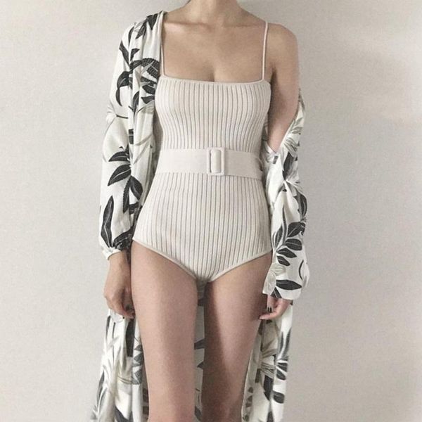 korean style 2021 summer female knitting swimsuit solid color woman strap bikinis with belt vintage design ladies swimwear women's, White;black
korean style 2021 summer female knitting swimsuit solid color woman strap bikinis with belt vintage design ladies swimwear women's, White;black