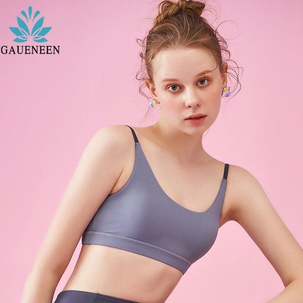 women sports bra quick dry push up yoga workout gym fitness tank female cropped outfit
women sports bra quick dry push up yoga workout gym fitness tank female cropped outfit