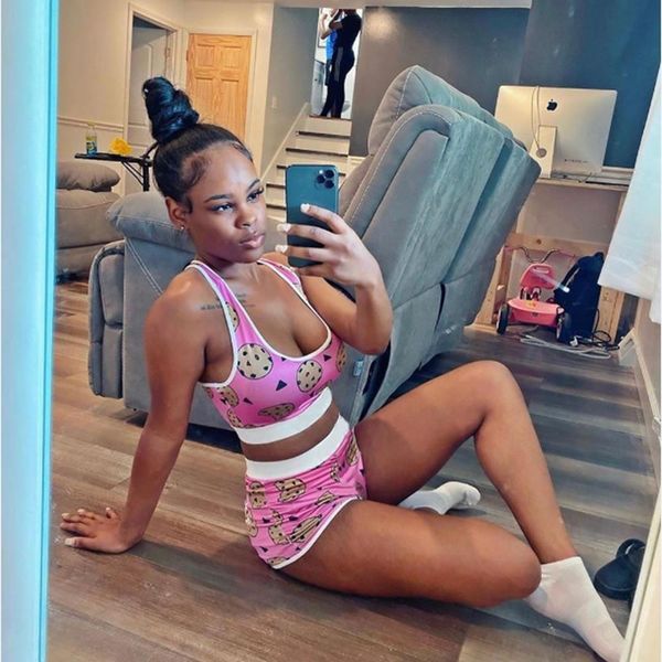 2pcs pjs womens sleepwears set summer women stretch printed sleevelss o neck tank crop high waist elastic shorts, Black;red
2pcs pjs womens sleepwears set summer women stretch printed sleevelss o neck tank crop high waist elastic shorts, Black;red