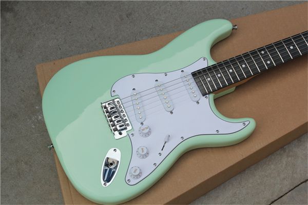 china guitar factory customized 2020 new green maple fingerboard electric guitar delivery
china guitar factory customized 2020 new green maple fingerboard electric guitar delivery