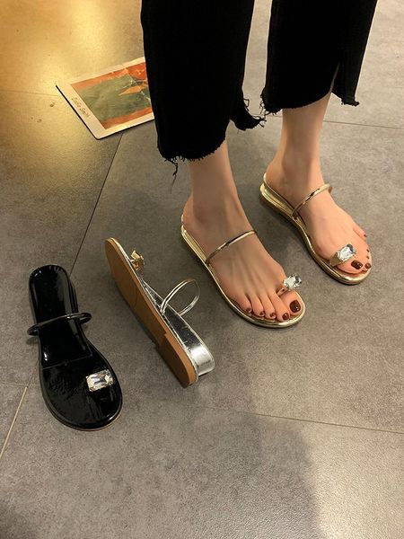 slippers female shoes lady glitter slides casual rubber flip flops med on a wedge 2021 girl jelly luxury flat hawaiian fabric cr, Black
slippers female shoes lady glitter slides casual rubber flip flops med on a wedge 2021 girl jelly luxury flat hawaiian fabric cr, Black