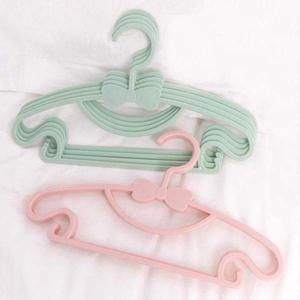 hangers & racks 5pcs kids clothes hanger portable plastic display windproof children coats baby clothing organizer
hangers & racks 5pcs kids clothes hanger portable plastic display windproof children coats baby clothing organizer