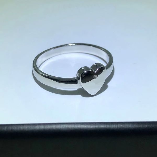 europe america fashion style men lady women 925 sterling silver engraved g letter heart rings us5-us11, Slivery;golden
europe america fashion style men lady women 925 sterling silver engraved g letter heart rings us5-us11, Slivery;golden