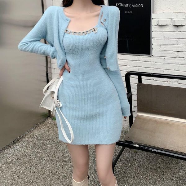 casual dresses autumn winter 2021 women's knitted dress imitation mink hair short blue sweater cardigan diamond inlay chain suspender, Black;gray
casual dresses autumn winter 2021 women's knitted dress imitation mink hair short blue sweater cardigan diamond inlay chain suspender, Black;gray