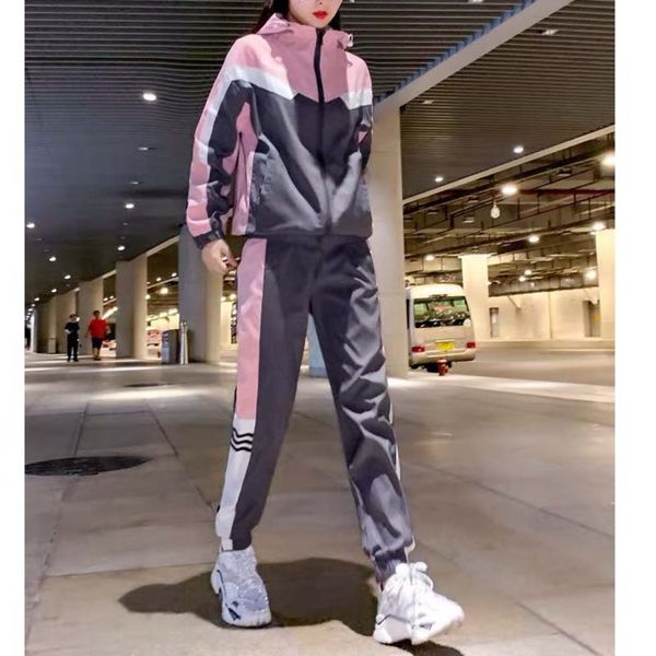 sportswear female spring autumn winter new korean student loose large windbreaker coat leisure running two-piece set, Gray
sportswear female spring autumn winter new korean student loose large windbreaker coat leisure running two-piece set, Gray
