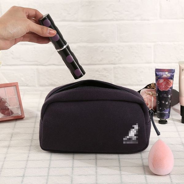 net red cosmetic female portable travel cosmetics storage bag large capacity waterproof black cosmetic bag
net red cosmetic female portable travel cosmetics storage bag large capacity waterproof black cosmetic bag