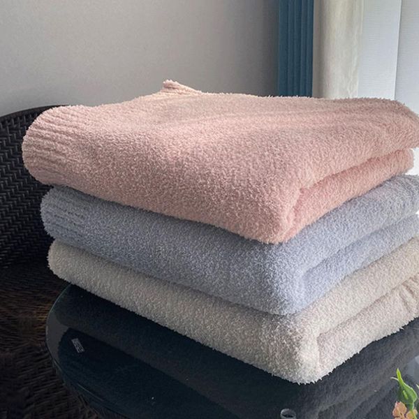 blankets nordic simple knitting polyester solid color summer nap office blanket sofa leisure home decoration
blankets nordic simple knitting polyester solid color summer nap office blanket sofa leisure home decoration