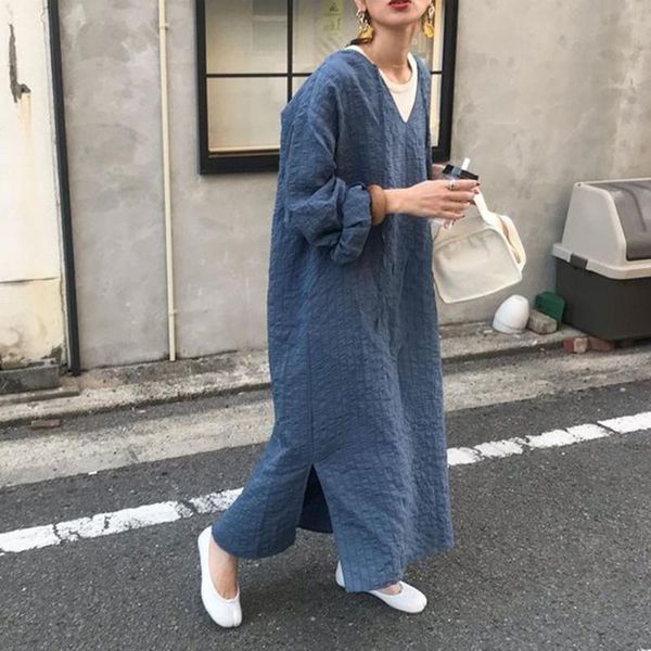 casual dresses japanese 2021 solid dress women split fork oversize long maxi loose v-neck sleeve one piece vestiods, Black;gray
casual dresses japanese 2021 solid dress women split fork oversize long maxi loose v-neck sleeve one piece vestiods, Black;gray