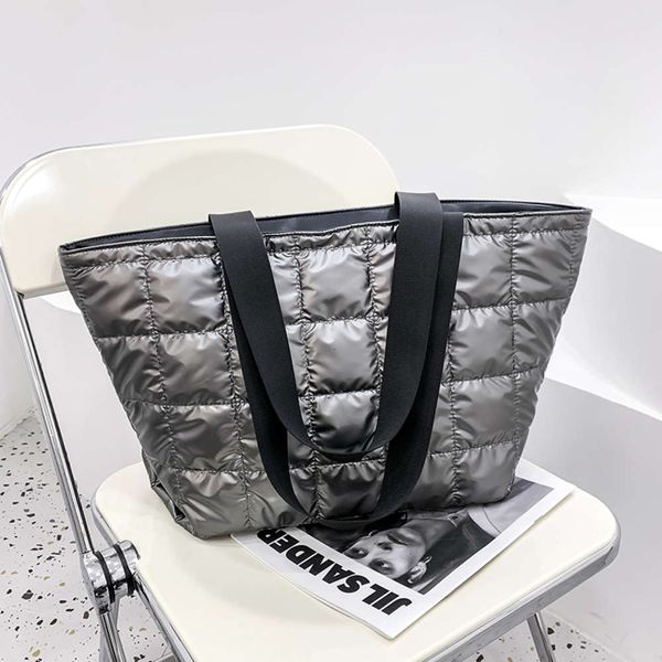 women bag winter cotton shoulder waterproof material sier tote casual large capacity shopper handbags
women bag winter cotton shoulder waterproof material sier tote casual large capacity shopper handbags