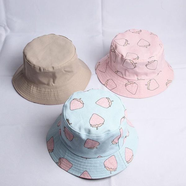 cloches 2021 cotton strawberry print on both sides bucket hat fisherman sun cap hats for men and women 470, Blue;gray
cloches 2021 cotton strawberry print on both sides bucket hat fisherman sun cap hats for men and women 470, Blue;gray