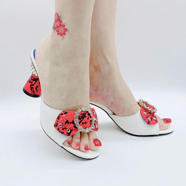 dress shoes itailian heeled slippers bowknot leaves round jewelry party daily life women summer beach sandals, Black
dress shoes itailian heeled slippers bowknot leaves round jewelry party daily life women summer beach sandals, Black