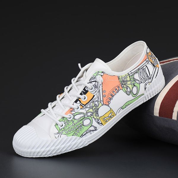 fashion graffiti men casual sneakers colorful printing canvas shoes for men flat comfortable men casual shoes hommes chaussures
fashion graffiti men casual sneakers colorful printing canvas shoes for men flat comfortable men casual shoes hommes chaussures