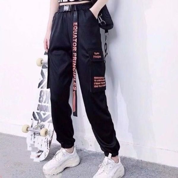 women's pants & capris spring /autumn hiphop sweat women cargo letter print ankle banded ribbon overalls female loose casual ju2j, Black;white
women's pants & capris spring /autumn hiphop sweat women cargo letter print ankle banded ribbon overalls female loose casual ju2j, Black;white