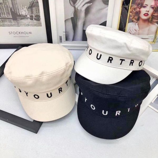 stingy brim hats vrouw britse letters borduren baret fall winter militaire captain cap hoeden krantenverkoper schilder platte achthoekig, Blue;gray
stingy brim hats vrouw britse letters borduren baret fall winter militaire captain cap hoeden krantenverkoper schilder platte achthoekig, Blue;gray