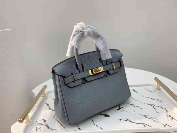 evening bags 2021 women's wholesale handbag platinum bag designer market exquisite fabric perfect details portable fashion soft co
evening bags 2021 women's wholesale handbag platinum bag designer market exquisite fabric perfect details portable fashion soft co