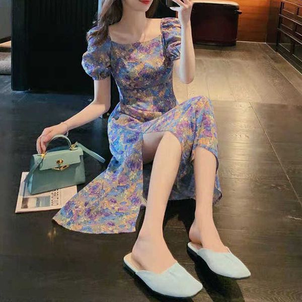 french vintage floral dress spring puff sleeve women square collar split casual party ladies 210604, Black;gray
french vintage floral dress spring puff sleeve women square collar split casual party ladies 210604, Black;gray
