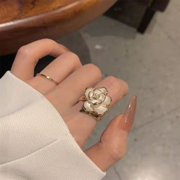 luxurys fashion designer women's ring has fine workmanship and full personality of rose. gift set holiday essentials, Silver
luxurys fashion designer women's ring has fine workmanship and full personality of rose. gift set holiday essentials, Silver