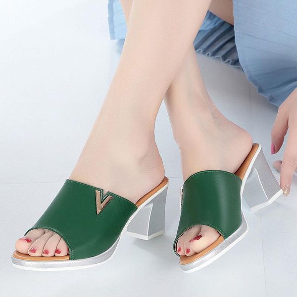 green square high-heeled peep toe slides pu leather retro light non-slip shallow thick bottom slippers outside sandals plus size, Black
green square high-heeled peep toe slides pu leather retro light non-slip shallow thick bottom slippers outside sandals plus size, Black