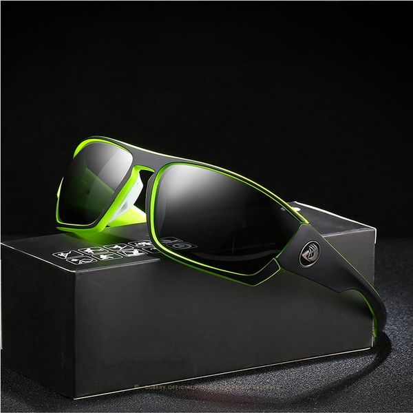 sunglasses fashion vintage oversized polarized for men brand design classic retro male driving travel big polaroid sun glasses, White;black
sunglasses fashion vintage oversized polarized for men brand design classic retro male driving travel big polaroid sun glasses, White;black
