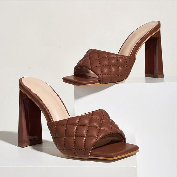 2021 sandals women plus size high heels slippers female pu leather casual solid fashion shoes ladies square toe comfortable footwear1, Black
2021 sandals women plus size high heels slippers female pu leather casual solid fashion shoes ladies square toe comfortable footwear1, Black