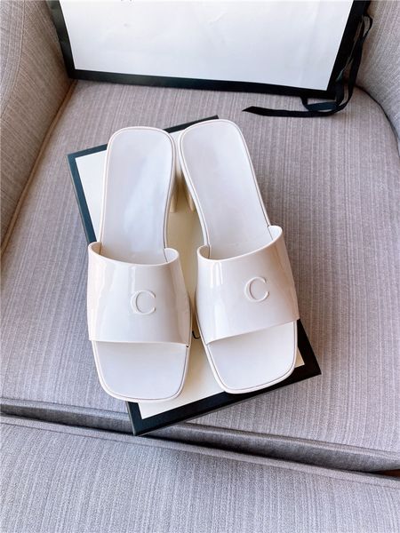 2021 summer luxury designers women high-heeled sandals leather wide flip flops sandals beach slippers wedding party shoes, Black
2021 summer luxury designers women high-heeled sandals leather wide flip flops sandals beach slippers wedding party shoes, Black