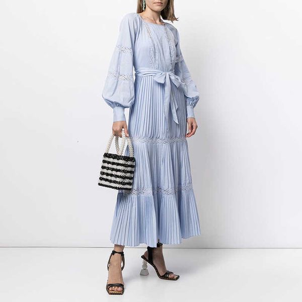 luxury evening dress frh style long skirt 2021 autumn round neck lantern sleeve splicing small hollow lace up crimp, Black;gray
luxury evening dress frh style long skirt 2021 autumn round neck lantern sleeve splicing small hollow lace up crimp, Black;gray