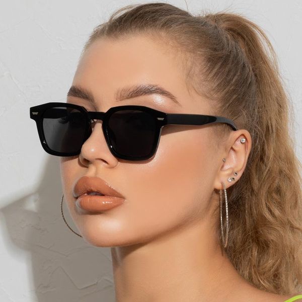 sunglasses fashion polygon women men 2021 brand designer trend octagonal sun glasses black yellow clear feminino, White;black
sunglasses fashion polygon women men 2021 brand designer trend octagonal sun glasses black yellow clear feminino, White;black